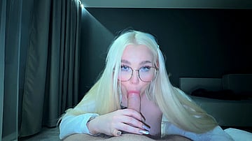 Blondessa's Filthy College Mouth Skills - Watch Me Swallow Every Drop!'