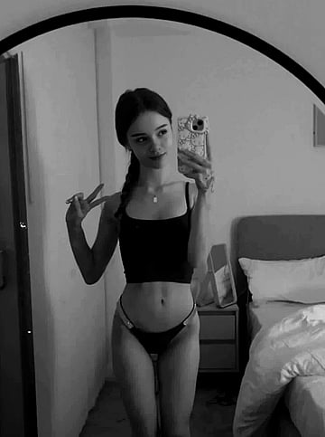 Filthy Innocent College Slut's Spank Bank Gallery - Watch Me Get Fucked Brainless'