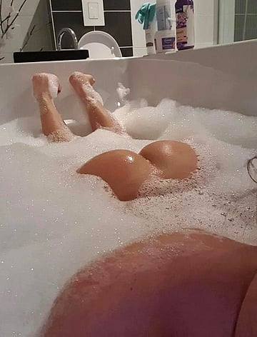 Spicy Italian Uni Fuckdoll Gets Her Tight Pussy Filled - Amateur College Slut Action'