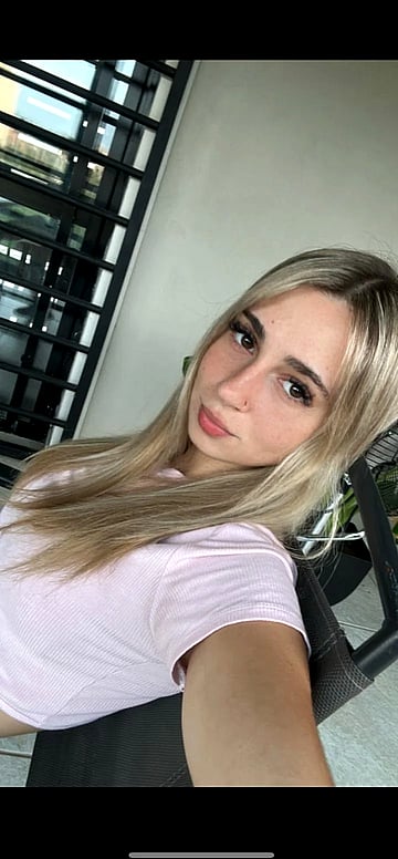 University Freshman Fucks Hard: My First Big Cock Pic To Make You Cum'