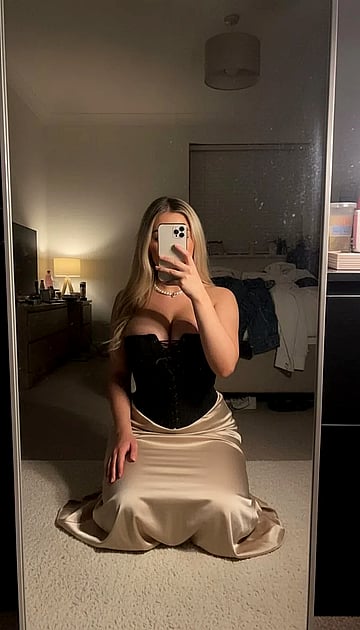 Cheeky Slut Fucks Herself After Class - Wet Pussy & Horny College Girl'