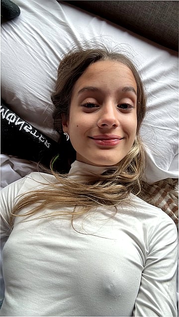 Fucking A I'm Emma - This Uni Slut Barely Covered My Juicy Tits in This Pic, You Can Almost See My Nipples Hardening'