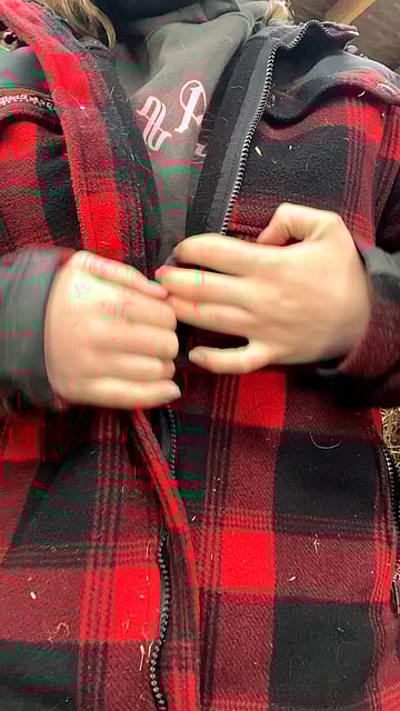 Fucking Huge G Cup Tits Reveal at Work - Amateur College Slut Gets Creampied'