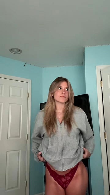 18F if u like petite blondes... just wait til the end <33'