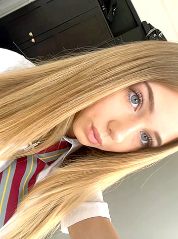 Hot University Slut's Wild Fuck Gallery: Amateur College Sex Video and Pic Collection That'll Make You Horny as Fuck'