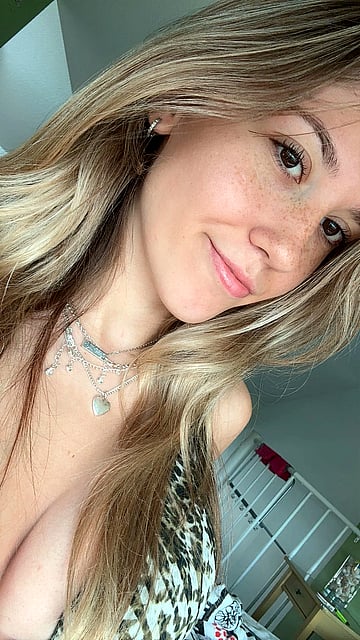 Fuck Me: The Freshest Freshman on Campus is Ready to Drain Your Balls'