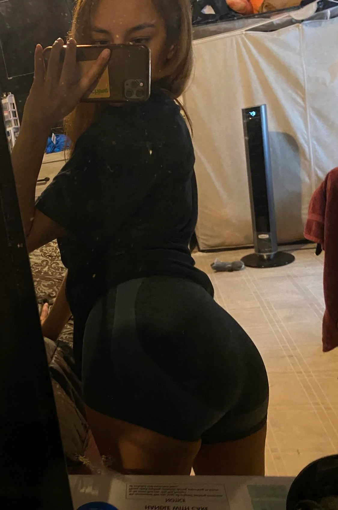 Sexy 20F Latina College Slut Desperately Craving Sugar Daddy's Cock and Cash picture 2 of 2