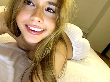 Fuck, I'm a Shy College Slut Getting Off for You!'