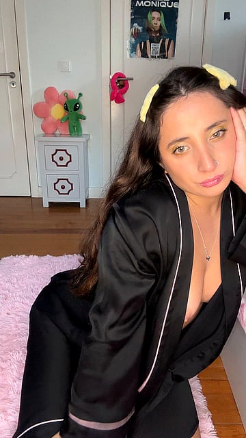 POV: You come to my dorm and I'm totally naked under this robe, ready to fuck your brains out'