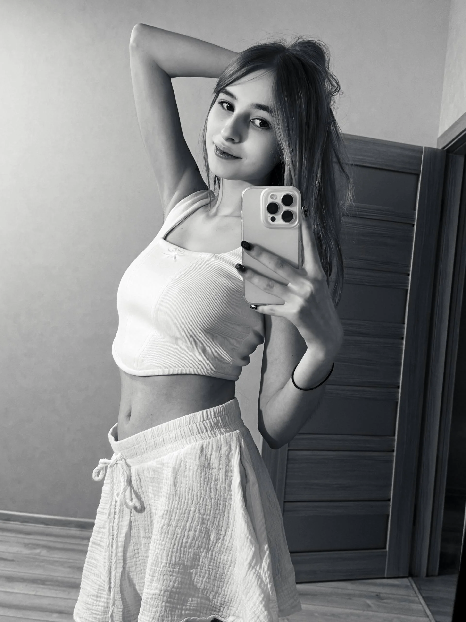 IndividualSpot1240's Fucking Hot College Gallery: Will You Date Me Tonight and Get Wild? picture 2 of 3