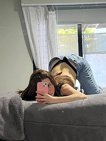 Your Average College Fuckdoll: Raw Fucks and Dirty College Secrets'