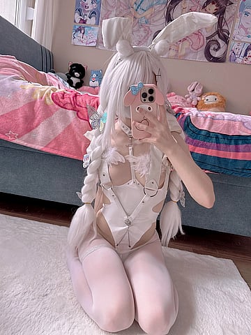 Flawless_Lily's College Creampie Obsession: Hot Uni Girl Gets Filled'