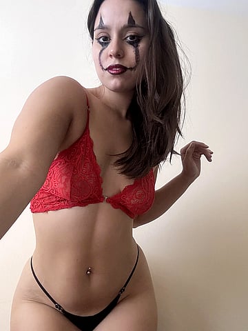 Naughty Olivia's Thigh Tease: Grab It or Taste It First?'