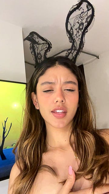 Watch This Horny College Slut Get Fucked Hard by Her Fantasy Lover - Explicit Amateur Porn'