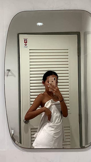Ploy's Wild College Adventure: Sending Nudes to Strangers & Getting Filthy'