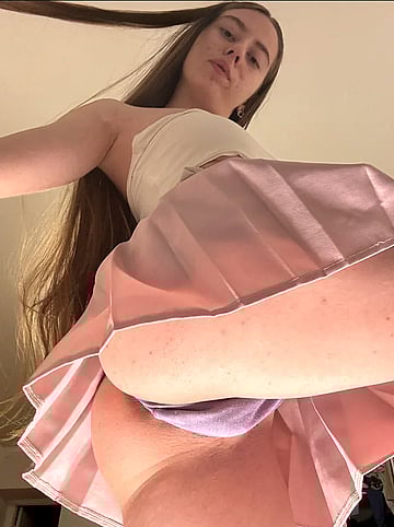 Fuck yeah, I'm your legal teen fantasy - watch me get nasty for daddy'