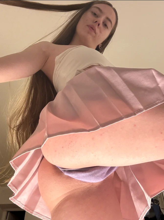 Fuck yeah, I'm your legal teen fantasy - watch me get nasty for daddy picture 1 of 1