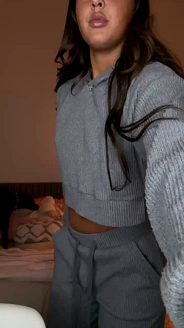 Slutty College Girl Luna Gets Naked and Teases You Hardcore'