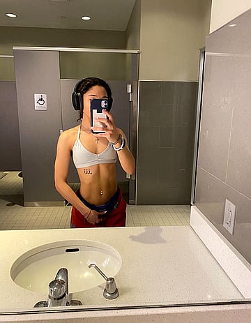 Sofia's Slutty College Fuck Pic: I'm Your Dirty Cum Dumpster'