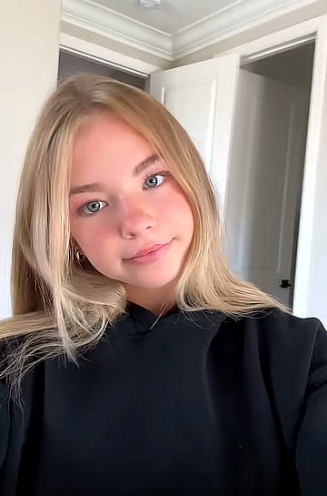 Freshly Legal Jenny: Hot College Slut's First Time Getting Fucked Hard'