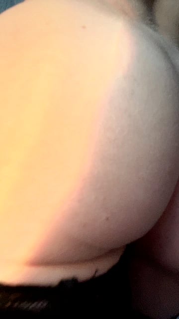 Little Mouse: I'm the Tiny College Slut Getting Filthy and Fucked on Campus'