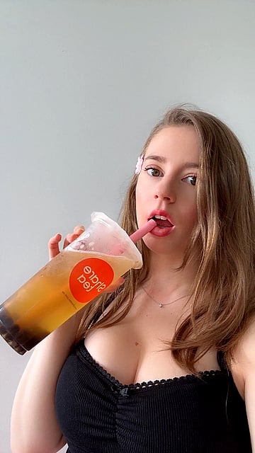 Boba Lover Ellie Gets Creamy in Dorm Room - Hot Uni Girl Action'