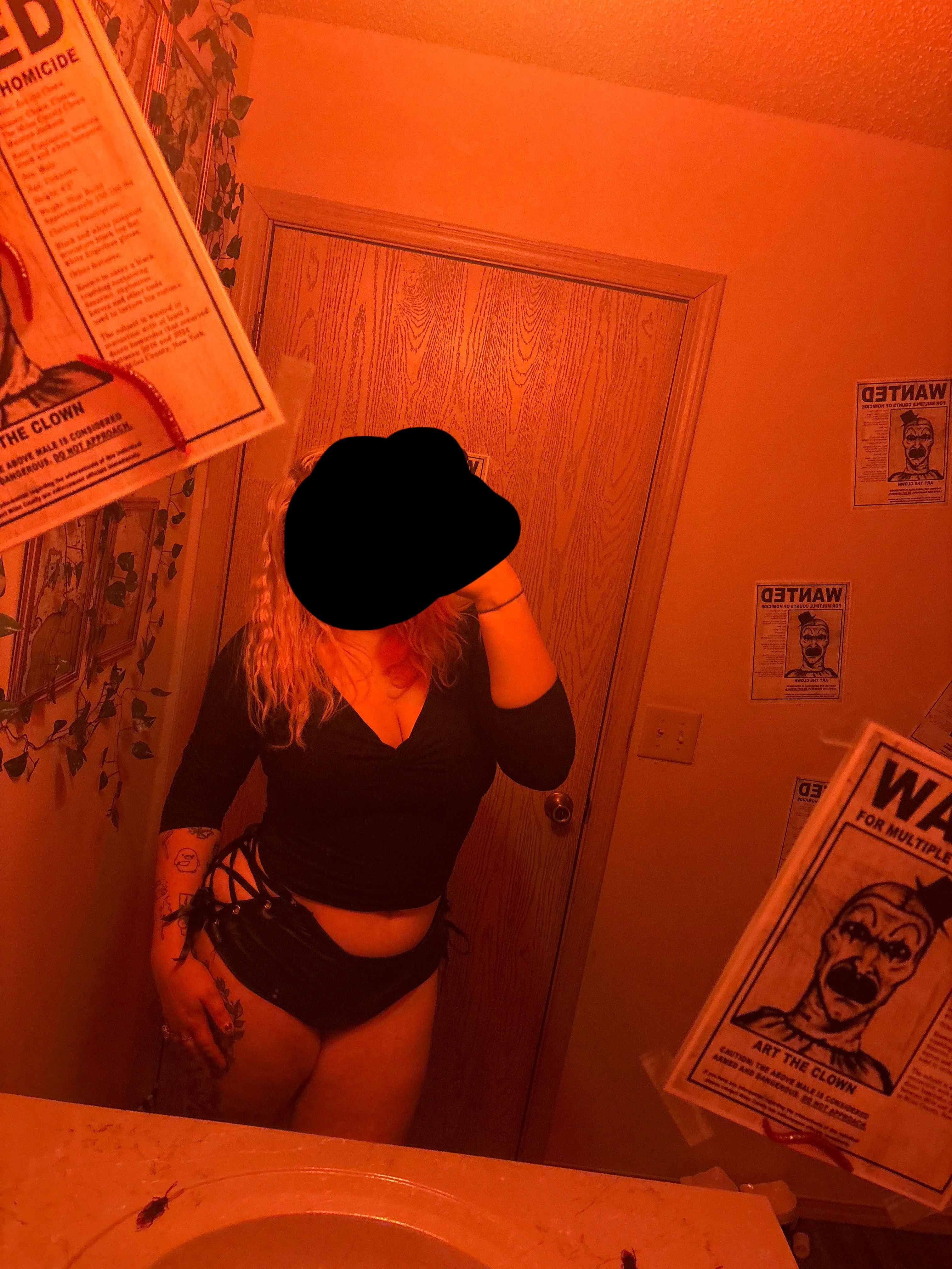 Come find me in the dorms for a wild college fuck ;) picture 1 of 1