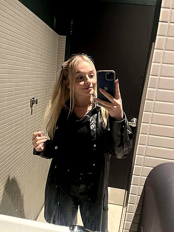 Fuck me hard after class - I can't keep my hands off myself'