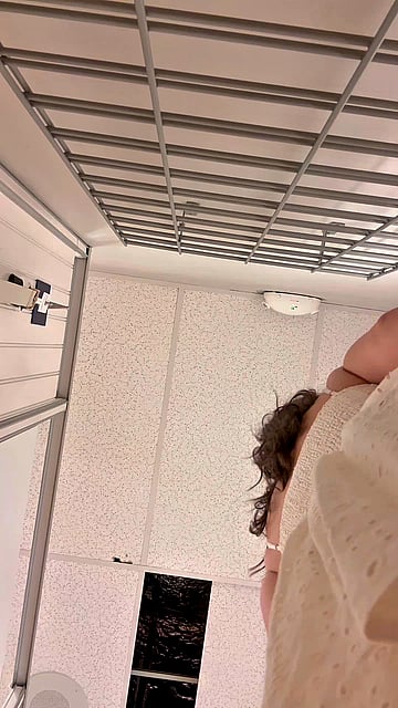 Year 2000 Ass Craving Older Men's Attention - Solo & Thick Brunette Latina'