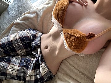 Fuck Me In My Dorm Room - Horny College Slut Spreading Her Pussy For Your Cock'