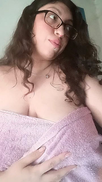 Fucking College Morning Wake-Up: My Massive Natural Tits Bouncing Wild While I Get You Hard As Fuck'